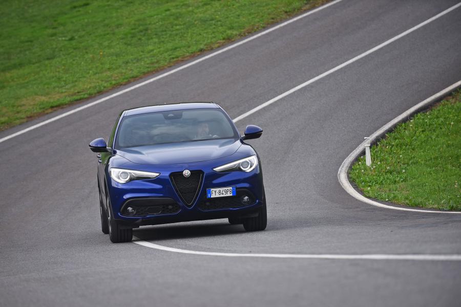  Alfa Romeo Stelvio Sprint (949) 2019 года  (фото 14 из 45)